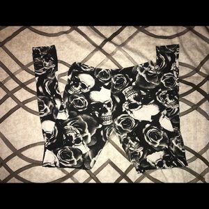 🎃Skull and roses leggings🎃